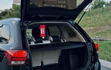 Mitsubishi Outlander III рестайлинг 3, 2016 год, 2 050 000 рублей, 11 фотография