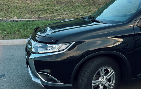 Mitsubishi Outlander III рестайлинг 3, 2016 год, 2 050 000 рублей, 29 фотография
