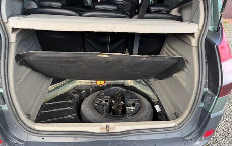 Renault Scenic III, 2004 год, 350 000 рублей, 13 фотография