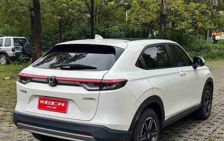 Honda Vezel, 2022 год, 2 100 000 рублей, 4 фотография