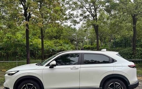 Honda Vezel, 2022 год, 2 100 000 рублей, 7 фотография