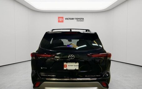 Toyota Highlander, 2025 год, 7 267 000 рублей, 5 фотография