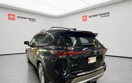 Toyota Highlander, 2025 год, 7 267 000 рублей, 6 фотография