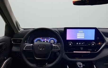 Toyota Highlander, 2025 год, 7 267 000 рублей, 12 фотография