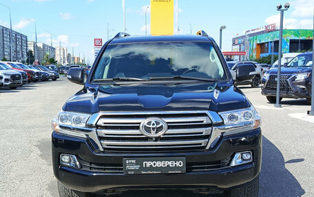 Toyota Land Cruiser 200, 2018 год, 6 990 000 рублей, 2 фотография