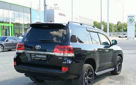 Toyota Land Cruiser 200, 2018 год, 6 990 000 рублей, 5 фотография