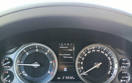 Toyota Land Cruiser 200, 2018 год, 6 990 000 рублей, 13 фотография