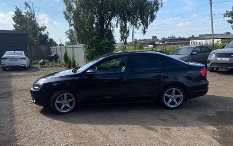 Volkswagen Jetta VI, 2011 год, 650 000 рублей, 2 фотография