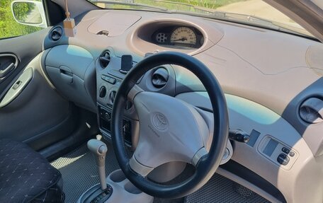 Toyota Platz, 2001 год, 310 000 рублей, 7 фотография