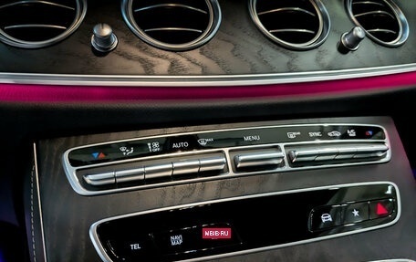 Mercedes-Benz E-Класс, 2021 год, 5 646 000 рублей, 25 фотография