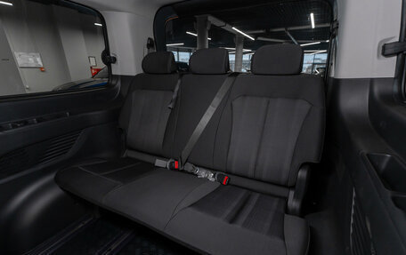 Hyundai Staria, 2024 год, 6 350 000 рублей, 13 фотография