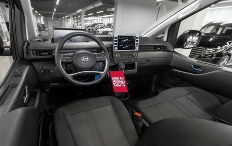 Hyundai Staria, 2024 год, 6 350 000 рублей, 7 фотография