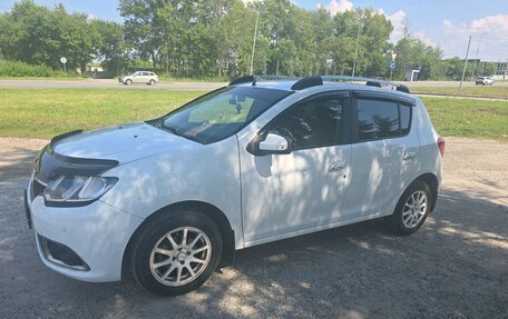 Renault Sandero II рестайлинг, 2015 год, 790 000 рублей, 3 фотография