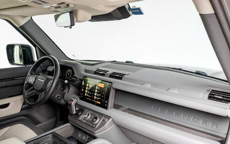Land Rover Defender II, 2024 год, 11 000 000 рублей, 11 фотография
