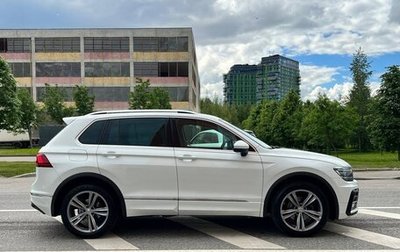 Volkswagen Tiguan II, 2018 год, 3 200 000 рублей, 1 фотография