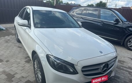 Mercedes-Benz C-Класс, 2015 год, 1 750 000 рублей, 1 фотография