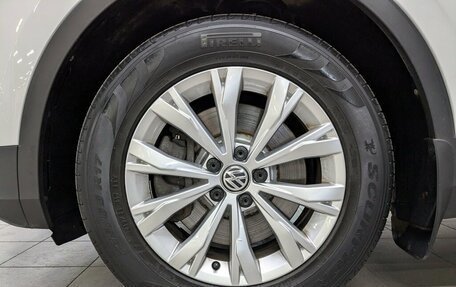 Volkswagen Tiguan II, 2018 год, 2 565 000 рублей, 7 фотография