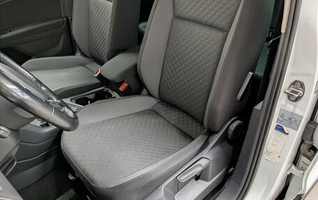Volkswagen Tiguan II, 2018 год, 2 565 000 рублей, 14 фотография
