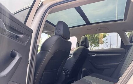 Skoda Karoq I, 2021 год, 1 820 000 рублей, 8 фотография