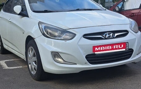 Hyundai Solaris II рестайлинг, 2012 год, 430 000 рублей, 2 фотография