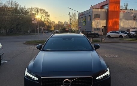 Volvo V90 II, 2019 год, 3 650 000 рублей, 2 фотография