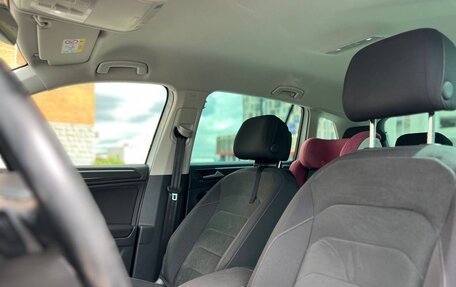 Volkswagen Tiguan II, 2018 год, 3 200 000 рублей, 12 фотография