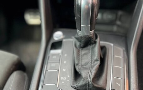 Volkswagen Tiguan II, 2018 год, 3 200 000 рублей, 21 фотография