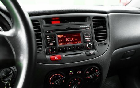 KIA Rio II, 2011 год, 650 000 рублей, 16 фотография