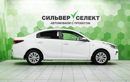 KIA Rio IV, 2017 год, 1 349 000 рублей, 8 фотография