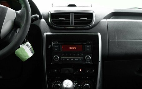 Nissan Terrano III, 2015 год, 900 000 рублей, 16 фотография