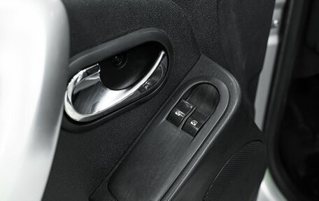 Nissan Terrano III, 2015 год, 900 000 рублей, 18 фотография