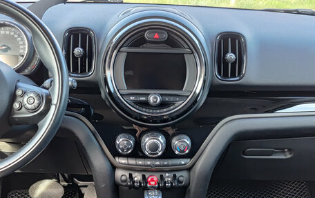 MINI Countryman II (F60), 2018 год, 2 880 000 рублей, 18 фотография