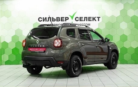 Renault Duster, 2022 год, 2 100 000 рублей, 2 фотография