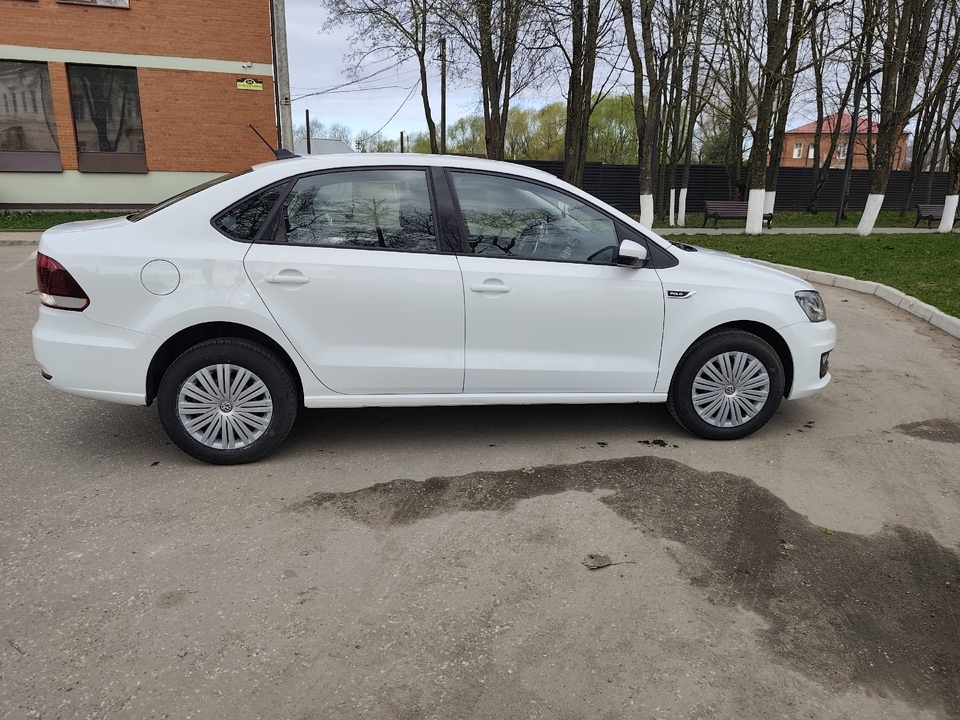Volkswagen Polo V рестайлинг, 2019 год, 1 115 000 рублей, 2 фотография