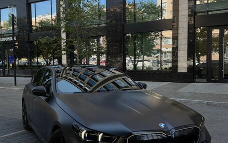 BMW 5 серия, 2024 год, 7 950 000 рублей, 1 фотография