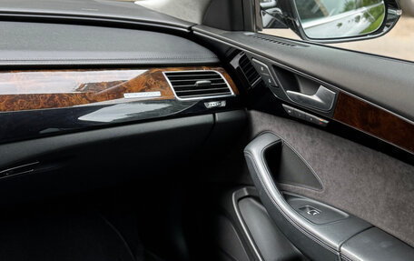 Audi A8, 2016 год, 2 680 000 рублей, 15 фотография