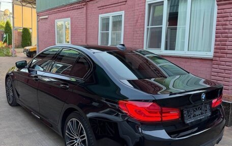 BMW 5 серия, 2018 год, 3 100 000 рублей, 3 фотография