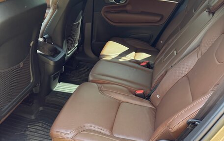 Volvo XC90 II рестайлинг, 2020 год, 4 600 000 рублей, 13 фотография