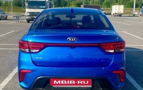 KIA Rio IV, 2018 год, 1 340 000 рублей, 4 фотография