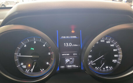 Toyota Land Cruiser Prado 150 рестайлинг 2, 2017 год, 4 150 000 рублей, 13 фотография