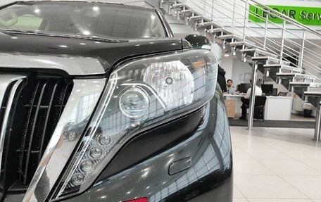Toyota Land Cruiser Prado 150 рестайлинг 2, 2017 год, 4 150 000 рублей, 17 фотография