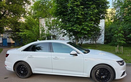 Audi A4, 2018 год, 2 990 000 рублей, 3 фотография