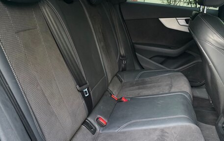 Audi A4, 2018 год, 2 990 000 рублей, 12 фотография