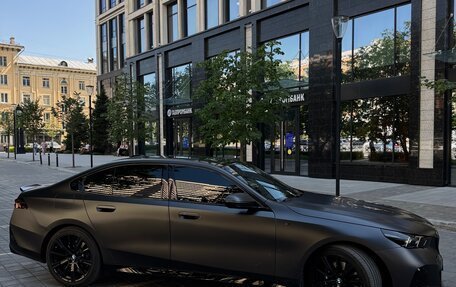 BMW 5 серия, 2024 год, 7 950 000 рублей, 8 фотография