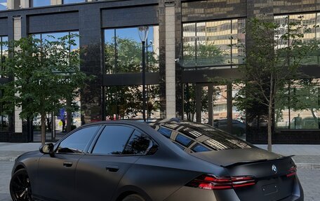 BMW 5 серия, 2024 год, 7 950 000 рублей, 13 фотография