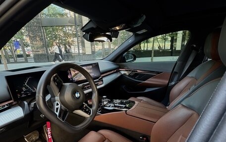 BMW 5 серия, 2024 год, 7 950 000 рублей, 16 фотография