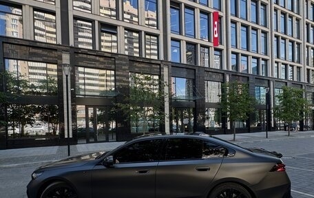 BMW 5 серия, 2024 год, 7 950 000 рублей, 14 фотография