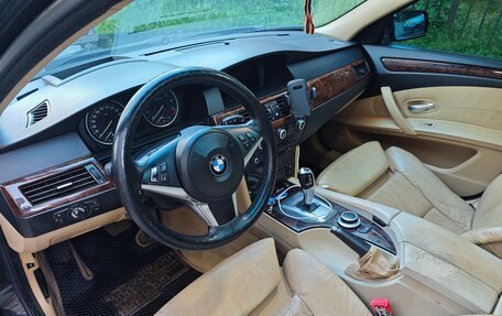 BMW 5 серия, 2007 год, 1 095 000 рублей, 13 фотография