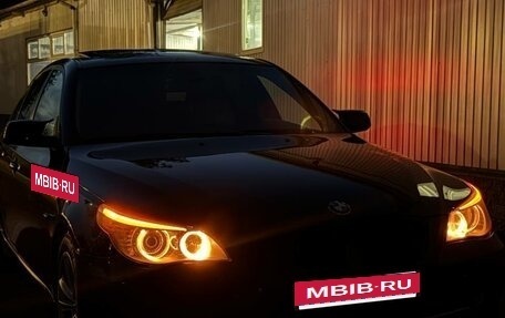 BMW 5 серия, 2007 год, 1 095 000 рублей, 11 фотография