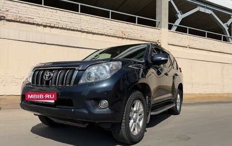 Toyota Land Cruiser Prado 150 рестайлинг 2, 2011 год, 3 050 000 рублей, 2 фотография